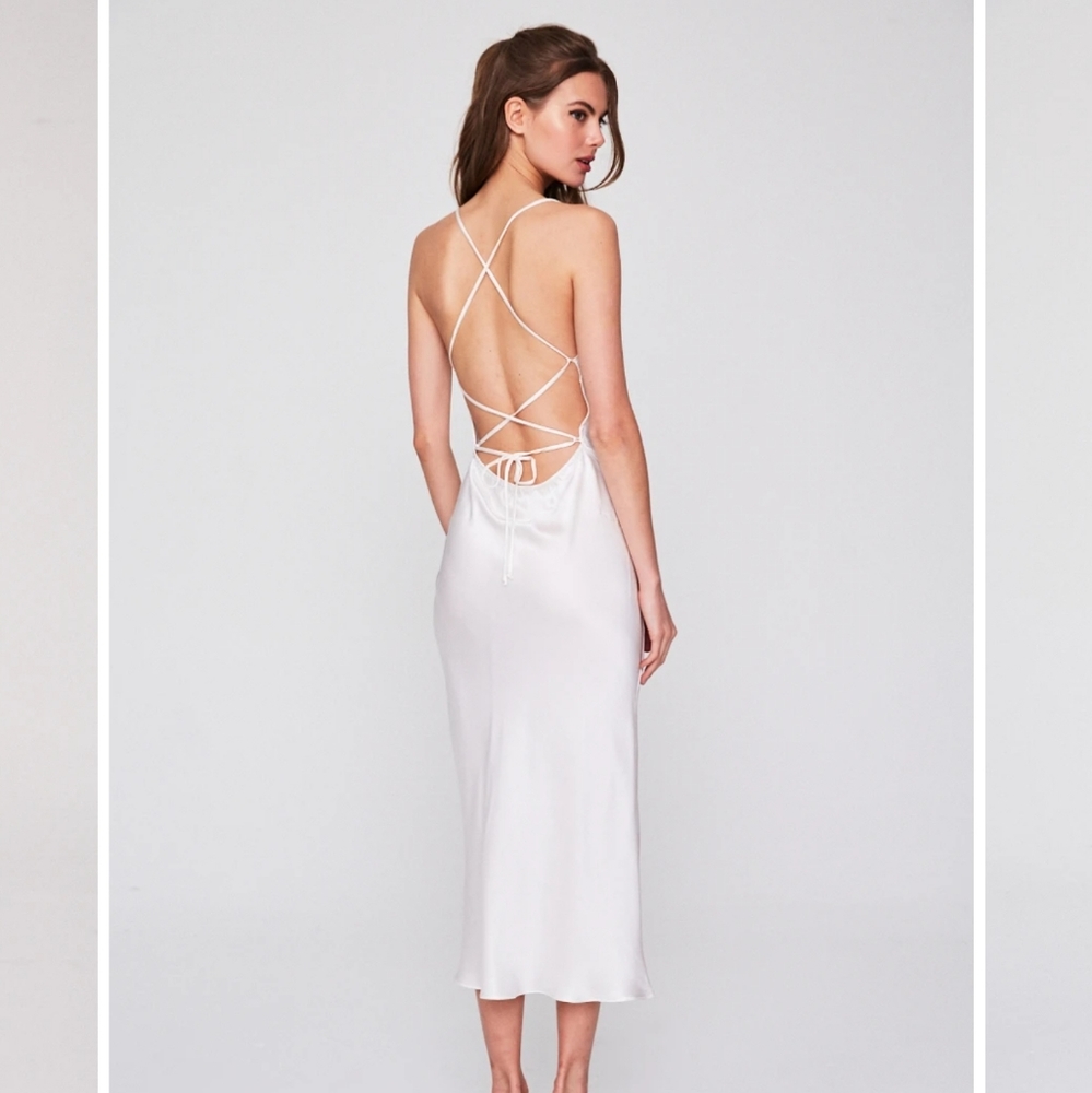 Custom temptation gown - Picture 3 of 14